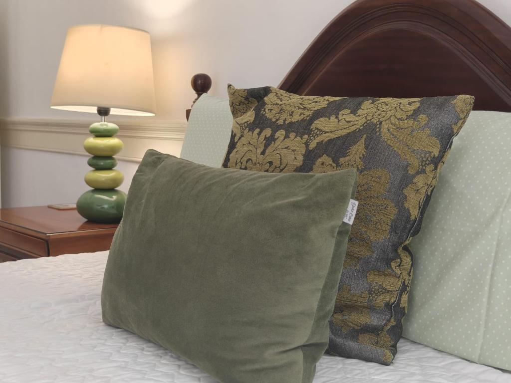 Bed detail